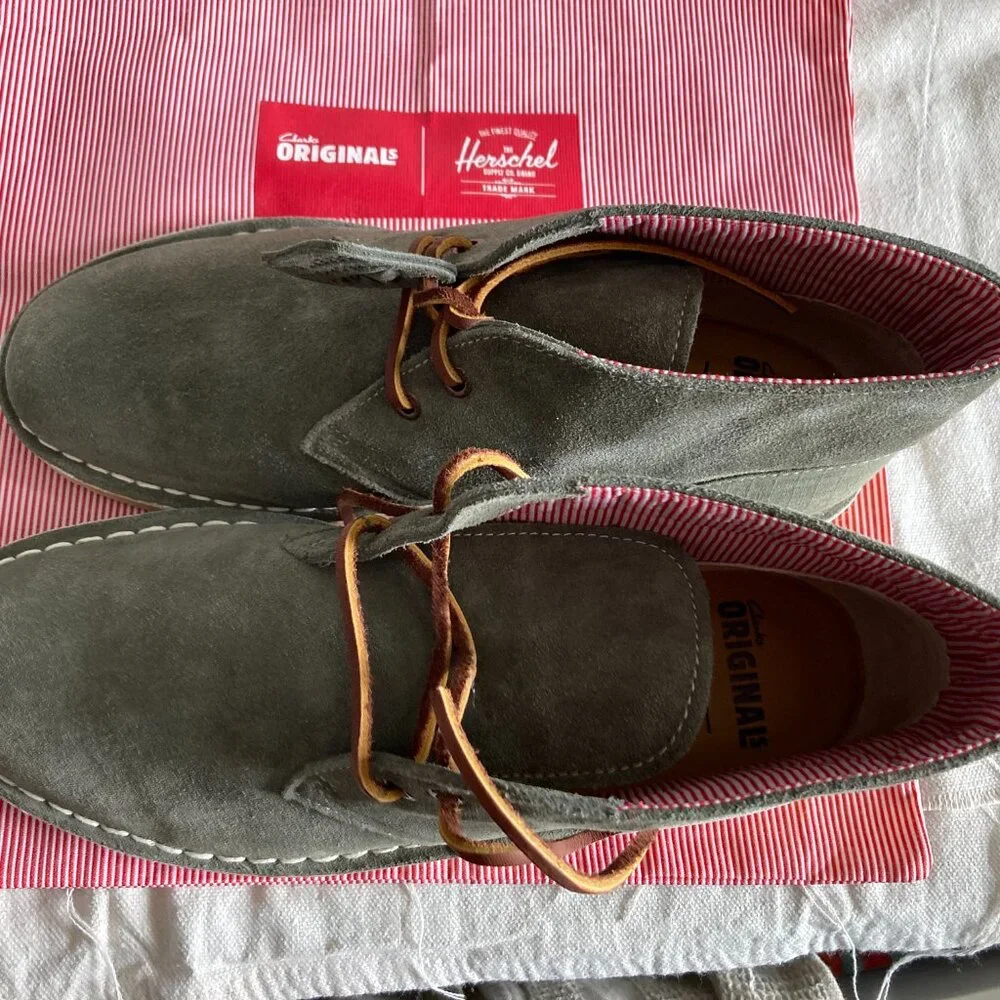 Clark's original gray desert boots by Herschel Size men's  9M never worn - Picture 10 of 11